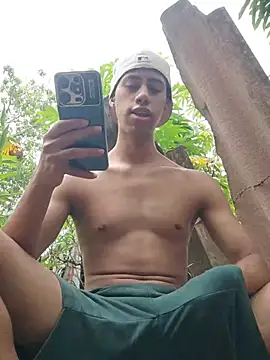 Dennis_Lupers Pertunjukan Webcam