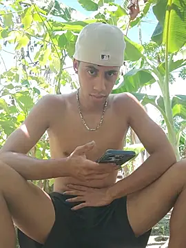 Show modela Dennis_Lupers na web-kameri