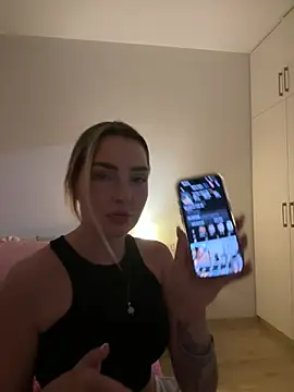 sweetbellax3 Webcam-Show