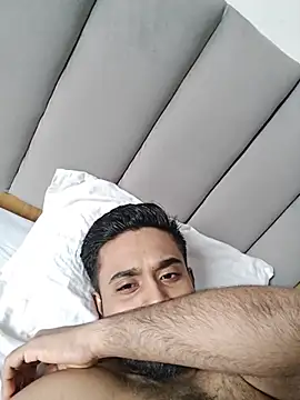Pussy_Addict69 Show in webcam