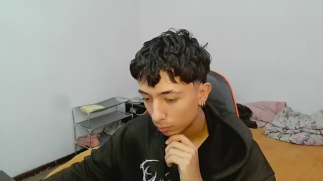 Mr__Aaronnn Webbikameraesitys