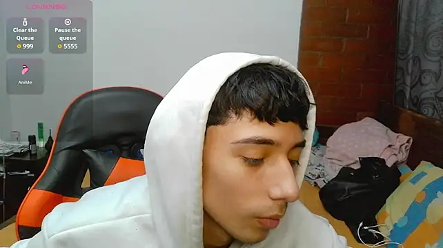 Mr__Aaronn's Webcam Show