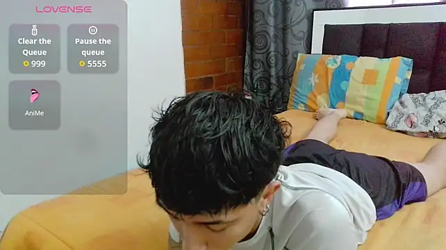 Show modela Mr__Aaronn na web-kameri