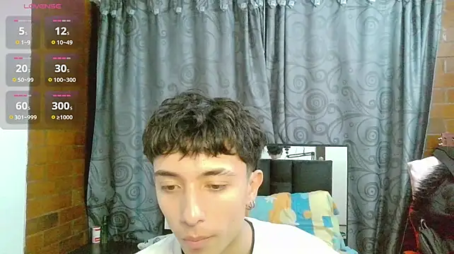 Mr__Aaronn – webcam-show