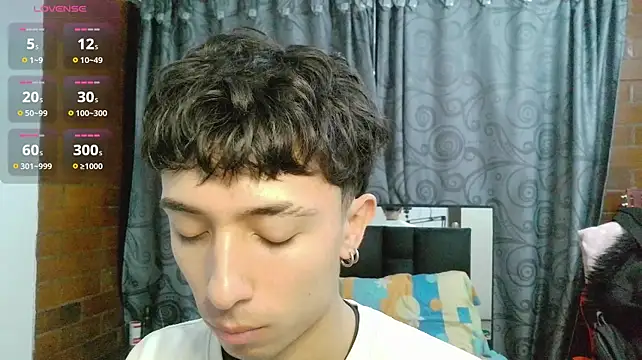 Mr__Aaronn Webcam Show