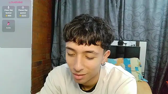 Show modela Mr__Aaronn na web-kameri