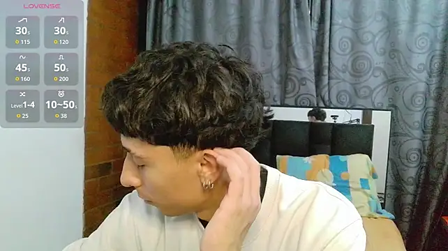 Mr__Aaronn Webcam Show
