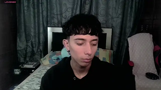Mr__Aaronn's Webcam Show