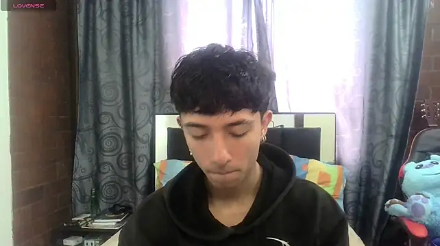 Mr__Aaronn Show Webcam