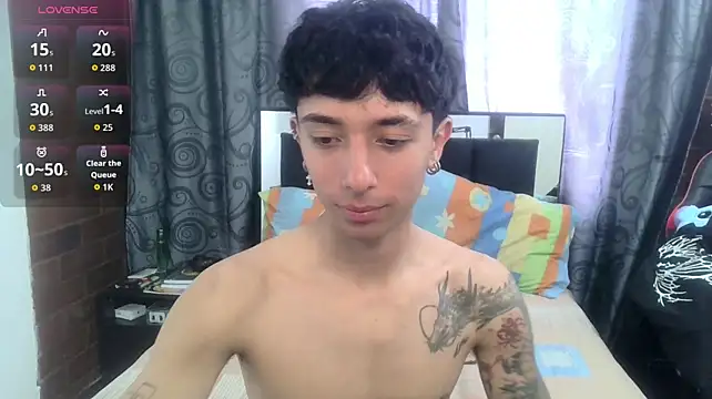Mr__Aaronn Adlı Modelin Web Kamerası Şovu