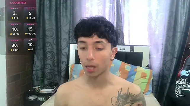 Mr__Aaronn Show Webcam