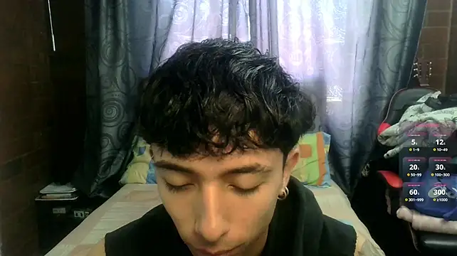 Mr__Aaronn Pertunjukan Webcam