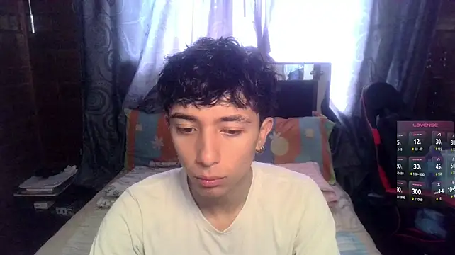 הופעת וובקאם של Mr__Aaronn