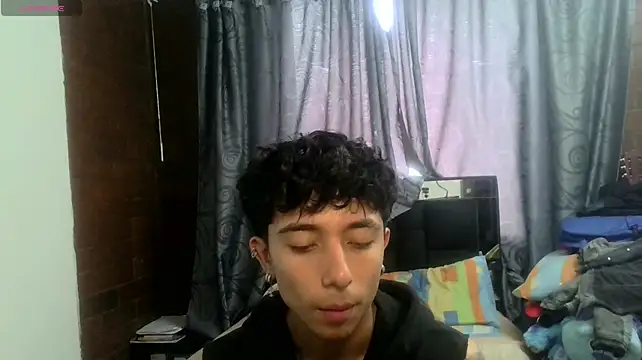 Mr__Aaronn Шоу с уебкамера