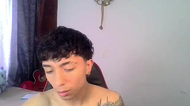 Mr__Aaronn Webcam Show
