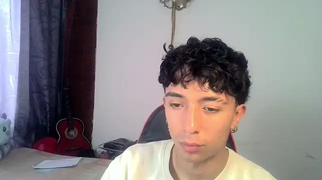 Mr__Aaronn Pertunjukan Webcam