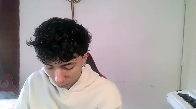 Mr__Aaronn 在線直播表演