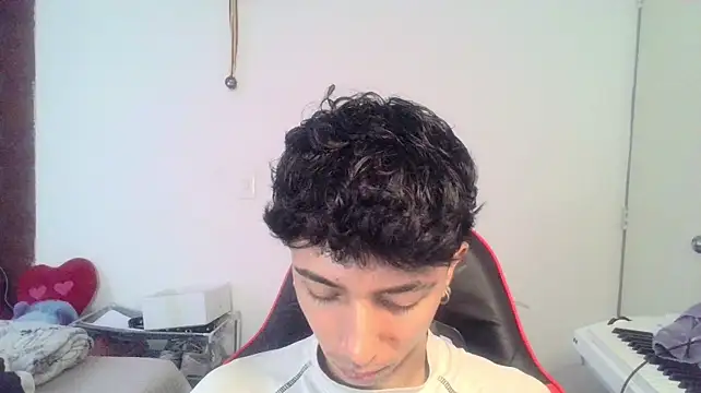 Mr__Aaronn Show Webcam