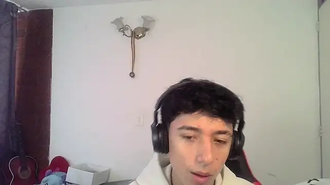 Mr__Aaronn 网络视讯表演