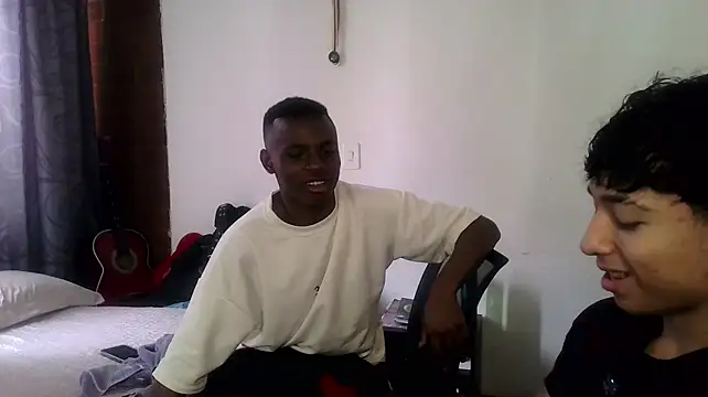 הופעת וובקאם של Mr__Aaronn
