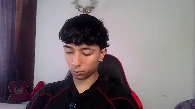 Mr__Aaronn Adlı Modelin Web Kamerası Şovu
