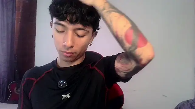 Mr__Aaronn Webcam show
