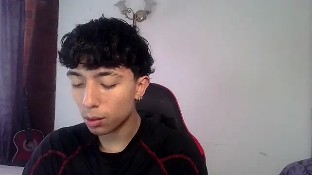 Mr__Aaronn 网络视讯表演
