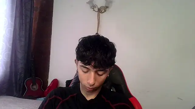 Mr__Aaronn Adlı Modelin Web Kamerası Şovu