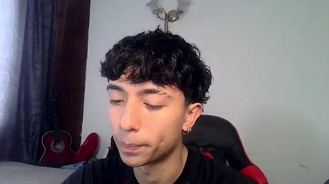 Pertunjukan Kamera Web Mr__Aaronn