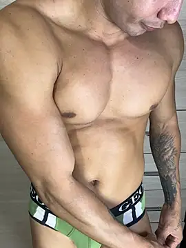 Logan_strangee Webcam show