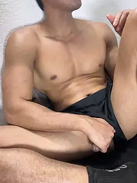 Logan_strangee webcam show
