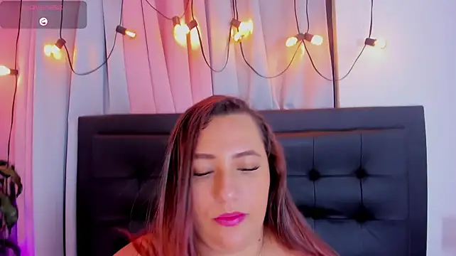 Amara-love Webcam-Show