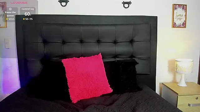 Amara-love's Webcam Show