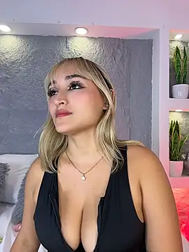 miavegaxn Webbikameraesitys