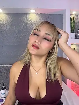 miavegax's Live Sex Cam Show