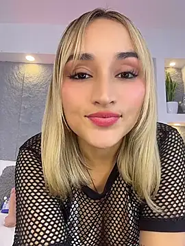 miavegax Adlı Modelin Canlı XXX Sohbeti