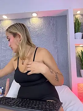 دردشة miavegax الجنسية المباشرة