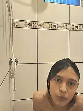 Chat XXX Live miki_fckk