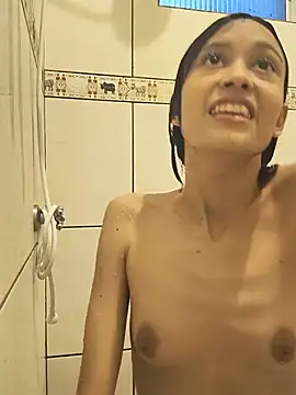 miki_fckk Webcamshow