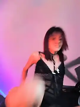 Živý XXX chat miki_fckk