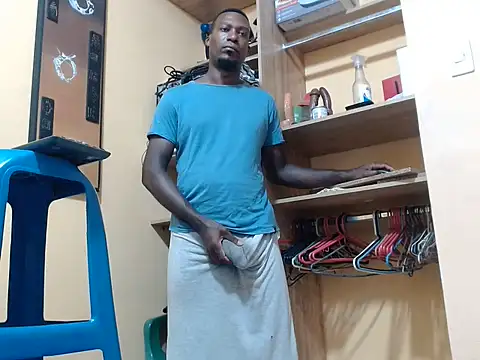 Show de kurtbigcock na webcam