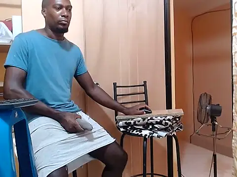 Show de kurtbigcock na webcam