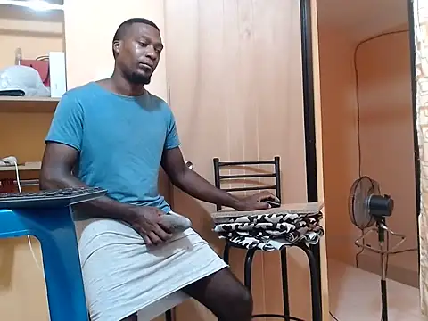 kurtbigcock 在線直播表演