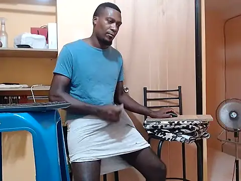kurtbigcock 网络视讯表演