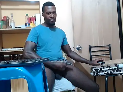 kurtbigcock 网络视讯表演