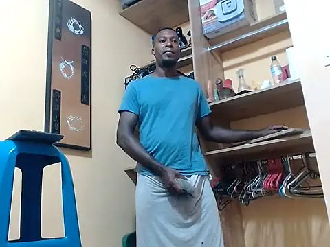 Show modela kurtbigcock na web-kameri