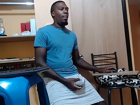 kurtbigcock Adlı Modelin Web Kamerası Şovu