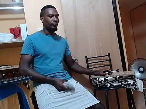 kurtbigcock Webcam-Show