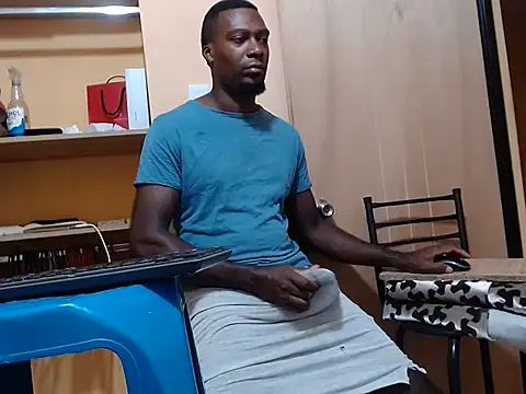 kurtbigcock Webcam-Show