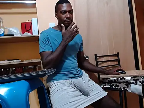 kurtbigcock 网络视讯表演
